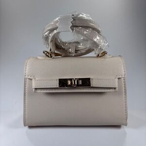 Elegant Cream Crossbody Bag